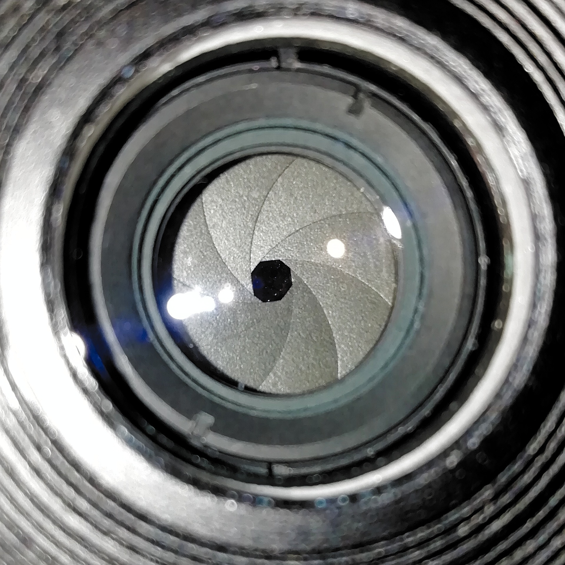 tokina_ouvert.jpg